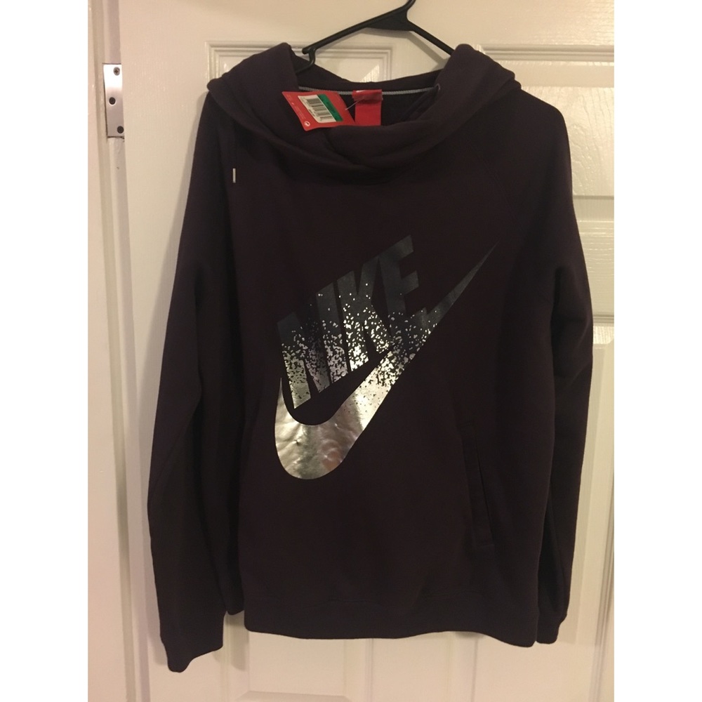 Nike Women’s Sweatshirt